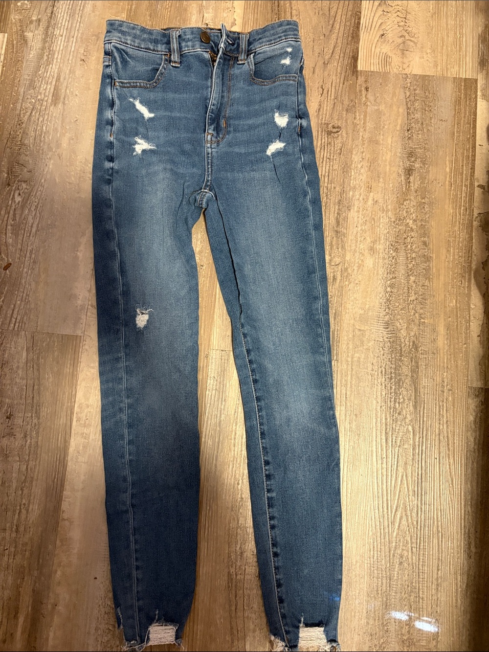 American Eagle Next Level Stretch Jeans 00 short Blue Distressed
